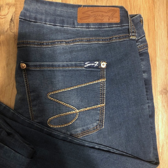 Seven7 Jeans MAKE AN OFFER - Picture 2 of 4